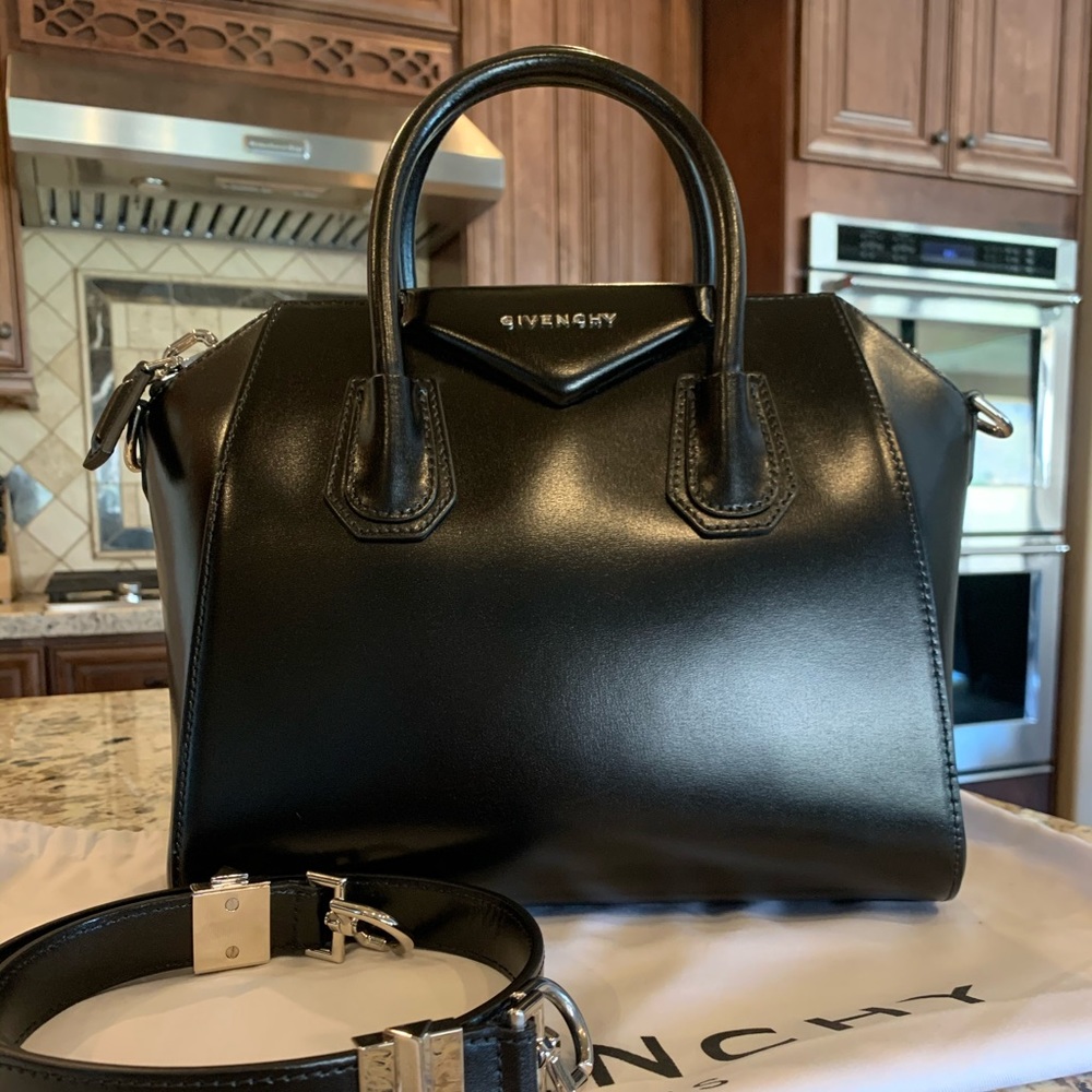 Givenchy Antigona Small Smooth Leather